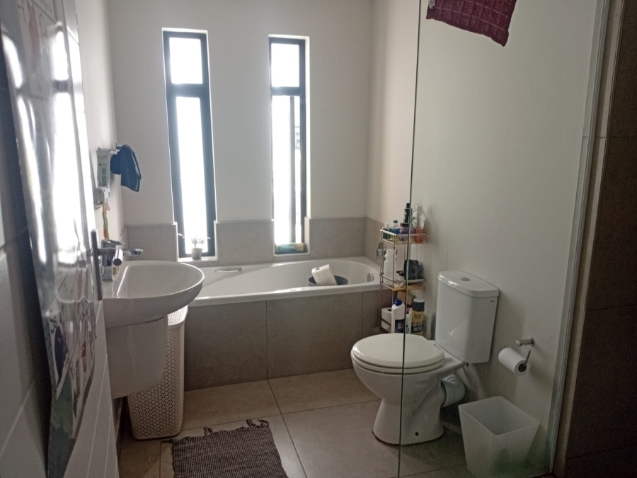 3 Bedroom Property for Sale in Nahoon Valley Park Eastern Cape